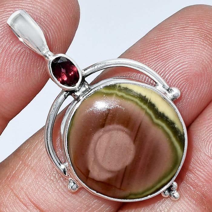 Imperial Jasper and Garnet Pendant SDP152632 P-1175, 19x19 mm