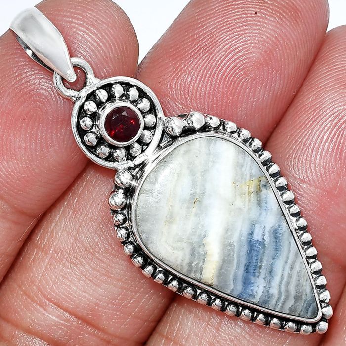 Blue Scheelite and Garnet Pendant SDP152839 P-1500, 15x24 mm