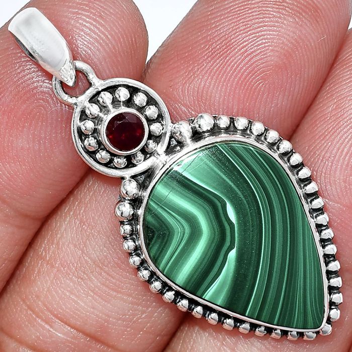 Malachite Eye and Garnet Pendant SDP152844 P-1500, 16x23 mm