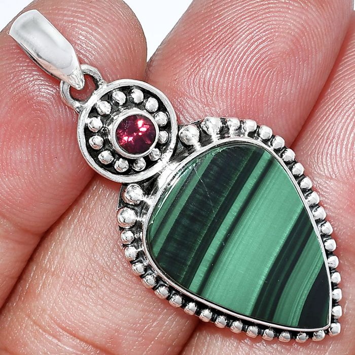 Malachite Eye and Garnet Pendant SDP152853 P-1500, 16x22 mm