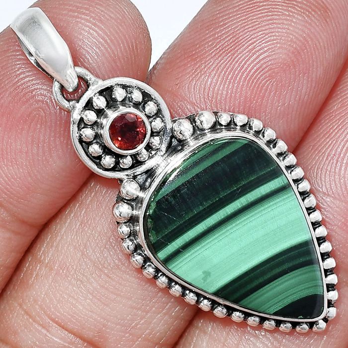 Malachite Eye and Garnet Pendant SDP152857 P-1500, 16x22 mm