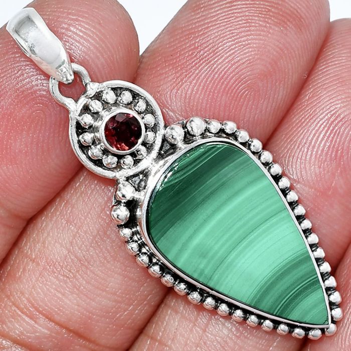 Malachite Eye and Garnet Pendant SDP152859 P-1500, 14x24 mm