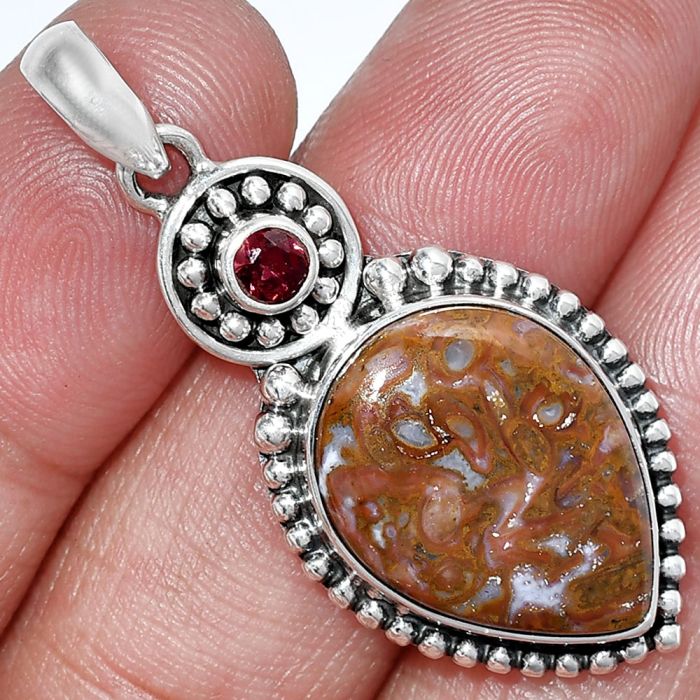 Red Moss Agate and Garnet Pendant SDP152872 P-1500, 15x20 mm