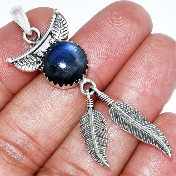 Feather - Blue Fire Labradorite Pendant SDP152927 P-1284, 11x11 mm