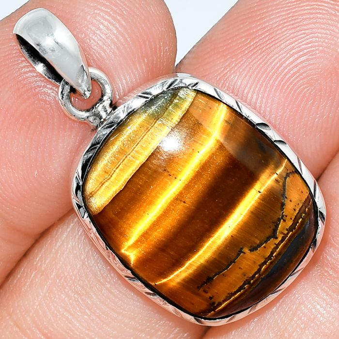 Tiger Eye Pendant SDP153064 P-1079, 17x20 mm