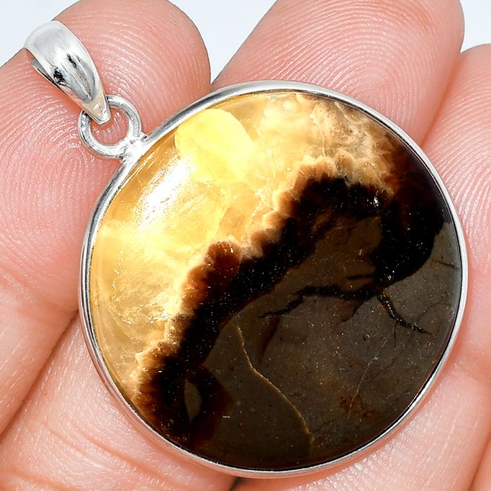 Yellow Septarian Pendant SDP153441 P-1001, 29x29 mm