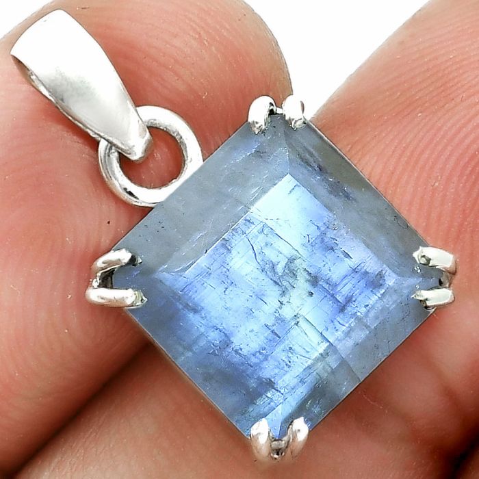 Faceted Rainbow Moonstone Pendant SDP157091 P-1013, 12x12 mm