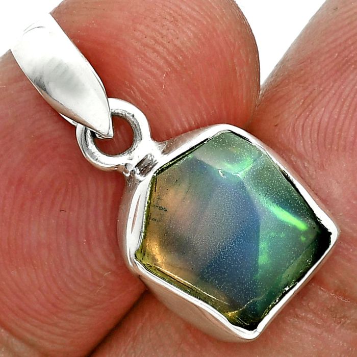 Ethiopian Opal Rough Pendant SDP157103 P-1001, 10x11 mm