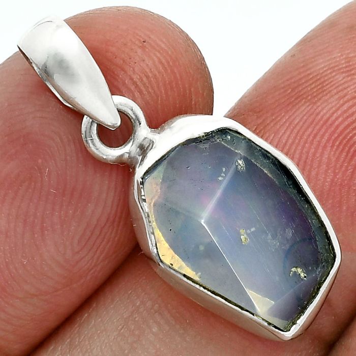 Ethiopian Opal Rough Pendant SDP157107 P-1001, 10x15 mm