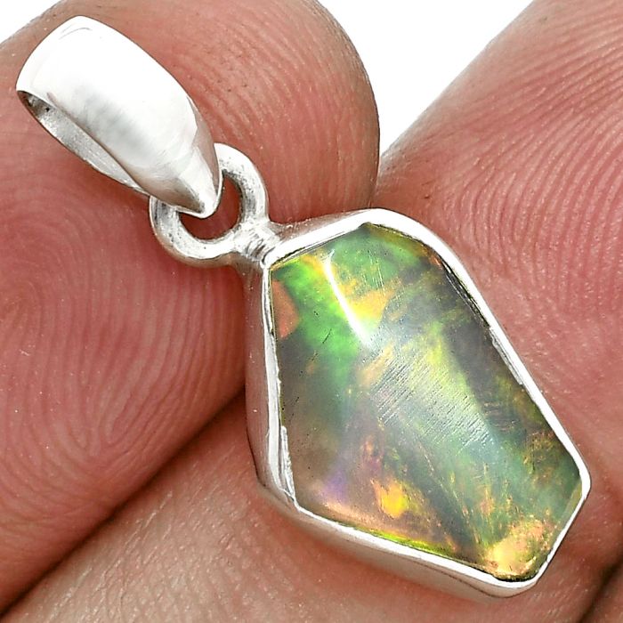 Ethiopian Opal Rough Pendant SDP157108 P-1001, 9x14 mm