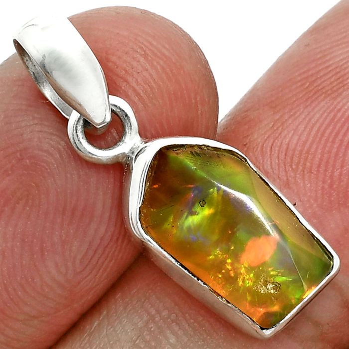 Ethiopian Opal Rough Pendant SDP157120 P-1001, 7x14 mm