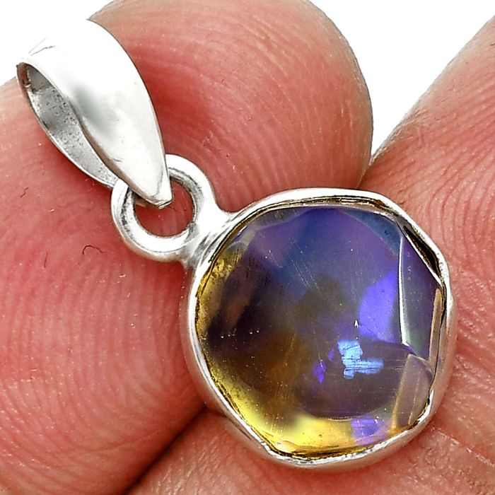 Ethiopian Opal Rough Pendant SDP157145 P-1001, 11x11 mm