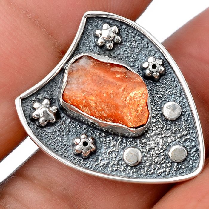 Natural Sunstone Rough Pendant SDP80251 P-1477, 8x12 mm