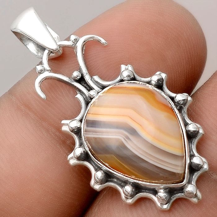 Natural Banded Onyx Pendant SDP91157 P-1249, 12x16 mm