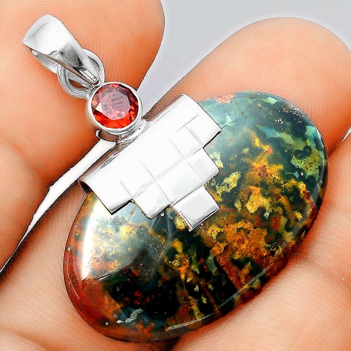 Natural Blood Stone - India and Garnet Pendant SDP97431 P-1653, 20x32 mm