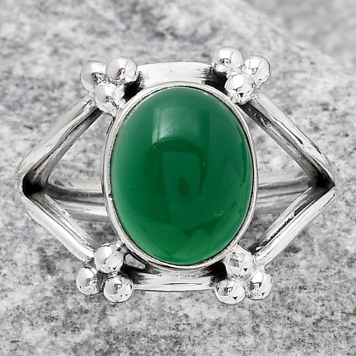 Natural Green Onyx Ring size-6 SDR121065 R-1246, 9x11 mm