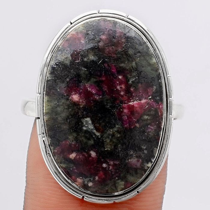 Natural Russian Eudialyte Ring size-9.5 SDR121978 R-1011, 15x22 mm