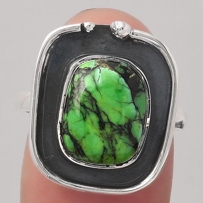 Natural Green Matrix Turquoise Ring size-7 SDR122936 R-1168, 9x12 mm