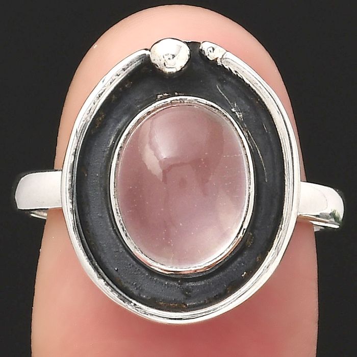 Natural Rose Quartz - Madagascar Ring size-8 SDR123827 R-1168, 8x10 mm