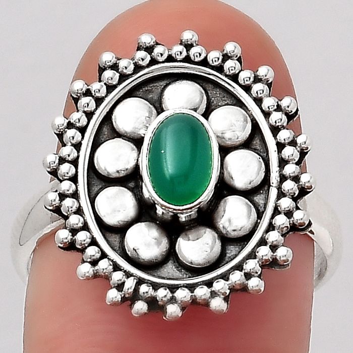 Natural Green Onyx Ring size-8 SDR124626 R-1273, 4x6 mm