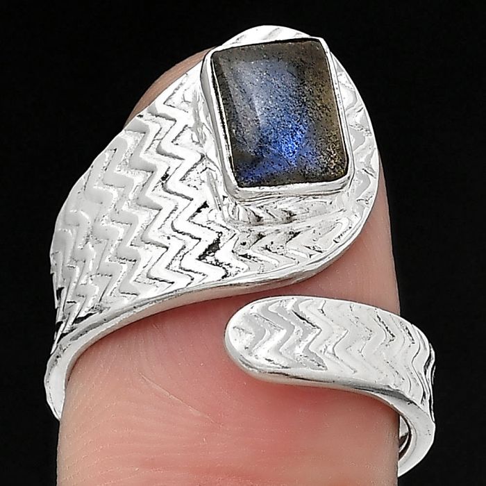 Adjustable - Natural Blue Labradorite Ring size-7 SDR141591 R-1374, 6x8 mm
