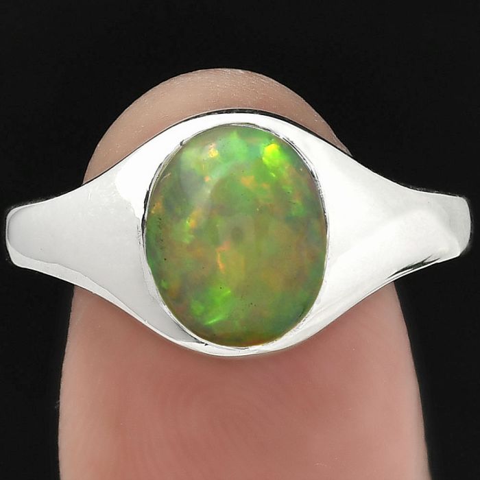 Natural Ethiopian Opal Ring size-8 SDR151445 R-1115, 8x10 mm