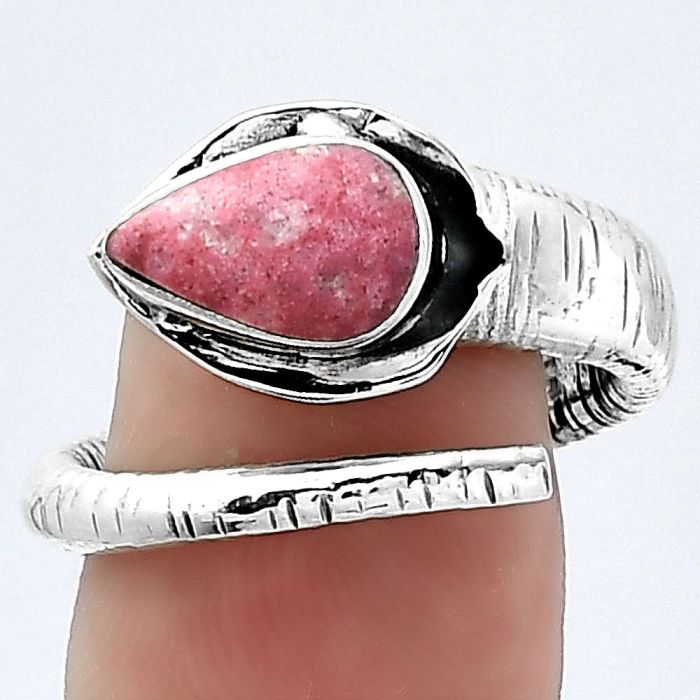 Adjustable - Pink Thulite - Norway Ring size-8.5 SDR154321 R-1306, 6x10 mm