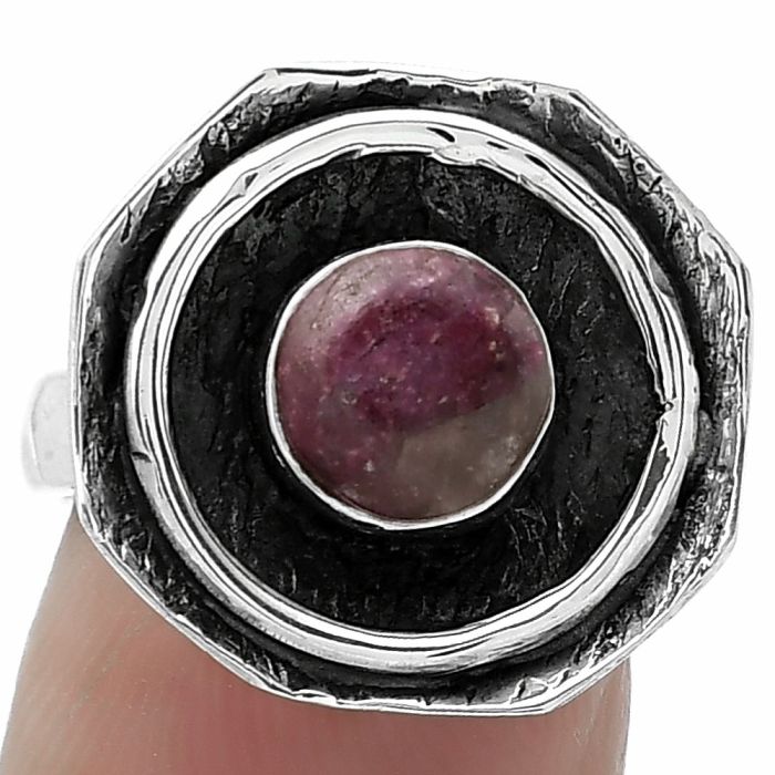 Natural Tourmaline Quartz Ring size-6.5 SDR154871 R-1468, 7x7 mm