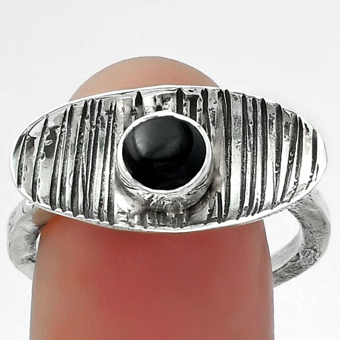 Natural Black Onyx - Brazil Ring size-8.5 SDR156659 R-1573, 6x6 mm