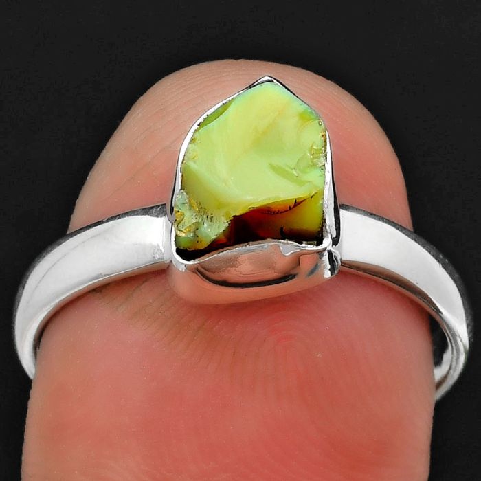 Natural Ethiopian Opal Rough Ring size-9 SDR157623 R-1001, 7x9 mm