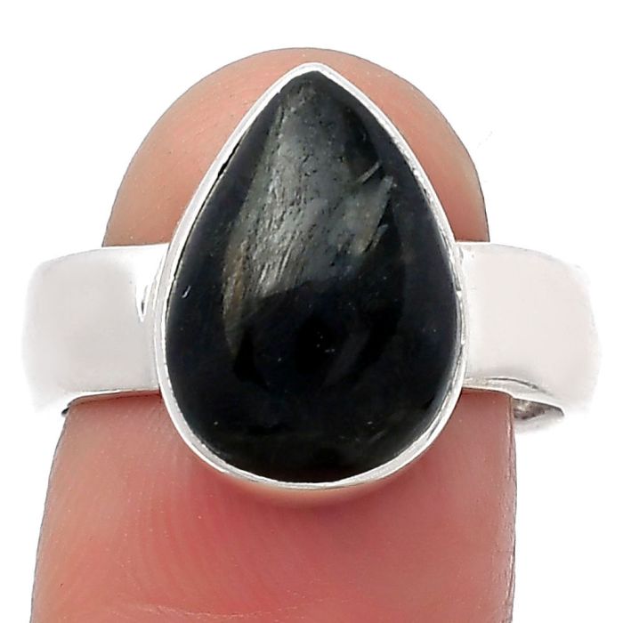 Natural Nuummite Ring size-8 SDR158567 R-1001, 10x14 mm