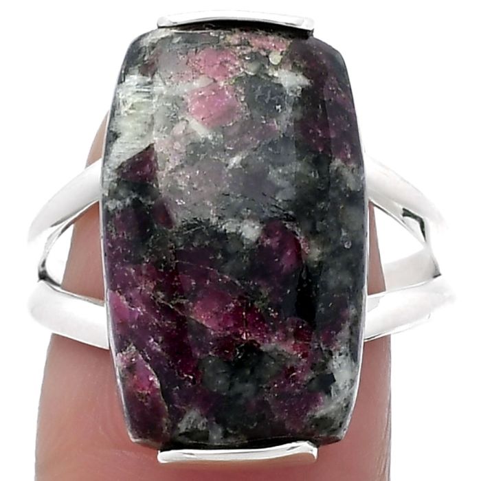 Natural Russian Eudialyte Ring size-9 SDR159492 R-1084, 13x20 mm