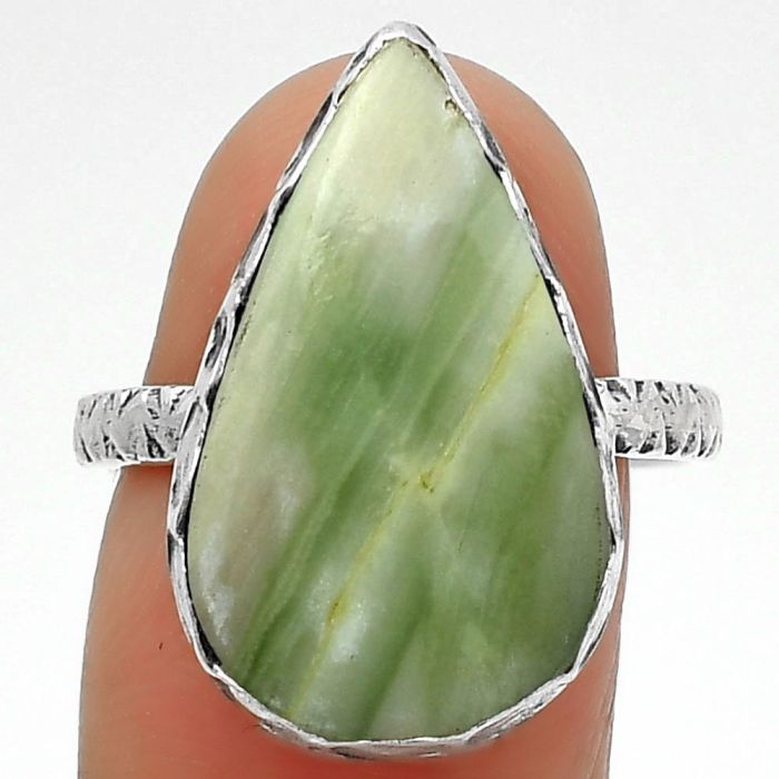 Natural Serpentine Ring size-8.5 SDR162419 R-1191, 13x21 mm