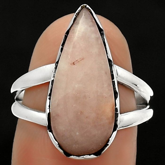 Natural Pink Scolecite Ring size-7.5 SDR165192 R-1338, 9x20 mm