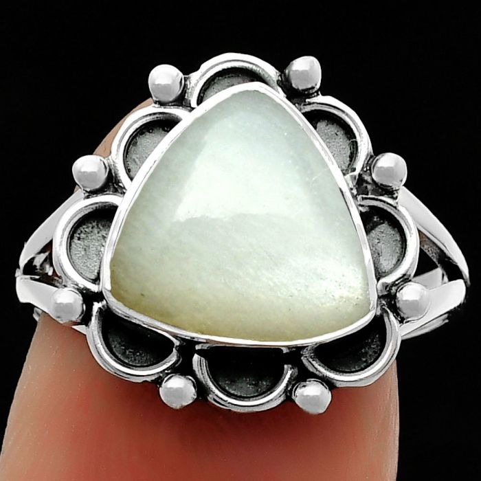 Natural Srilankan Moonstone Ring size-7.5 SDR165592 R-1092, 10x10 mm