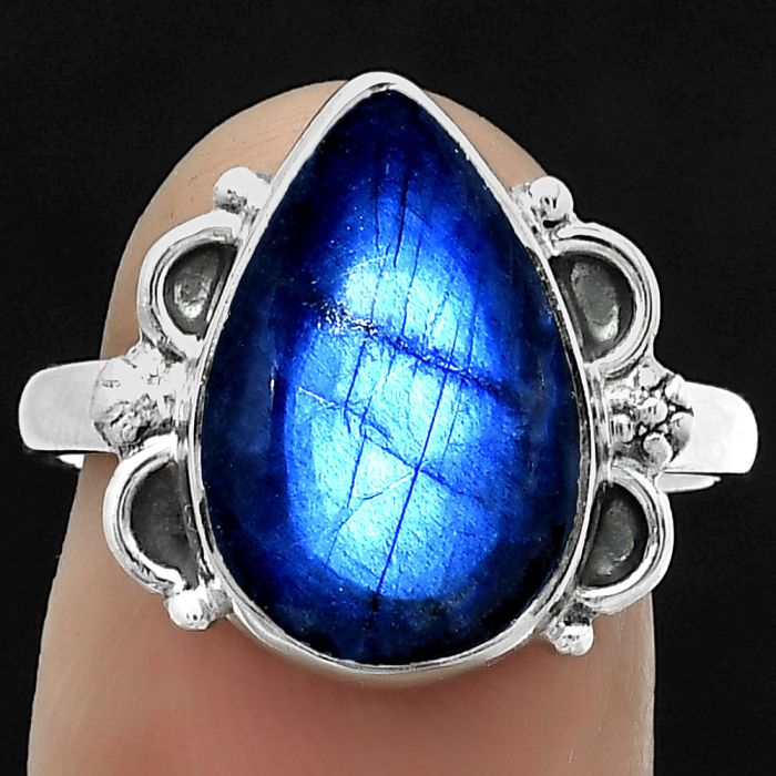 Blue Fire Labradorite - Madagascar Ring size-8.5 SDR173227 R-1103, 10x16 mm