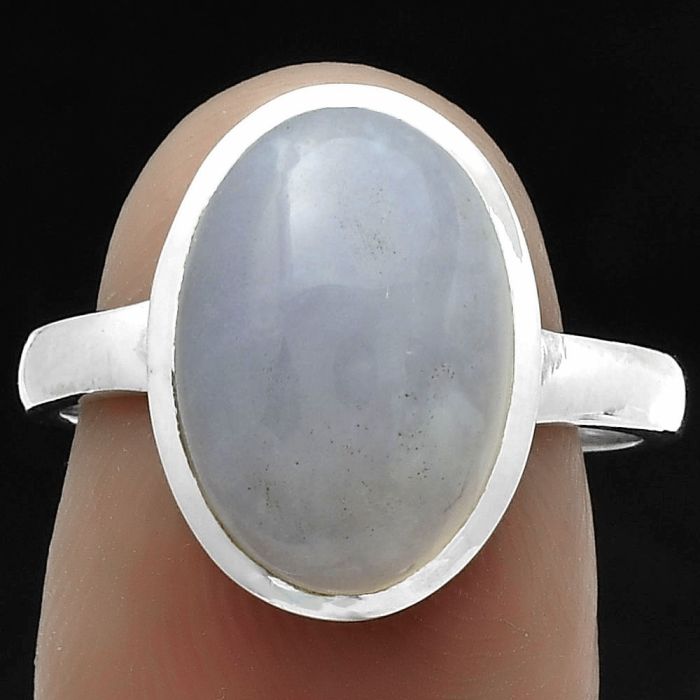 Natural Milky Chalcedony Ring size-8 SDR175867 R-1004, 10x14 mm