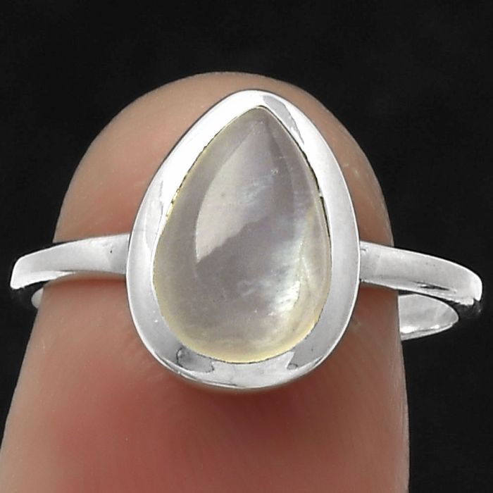 Natural Srilankan Moonstone Ring size-7.5 SDR179243 R-1004, 7x10 mm