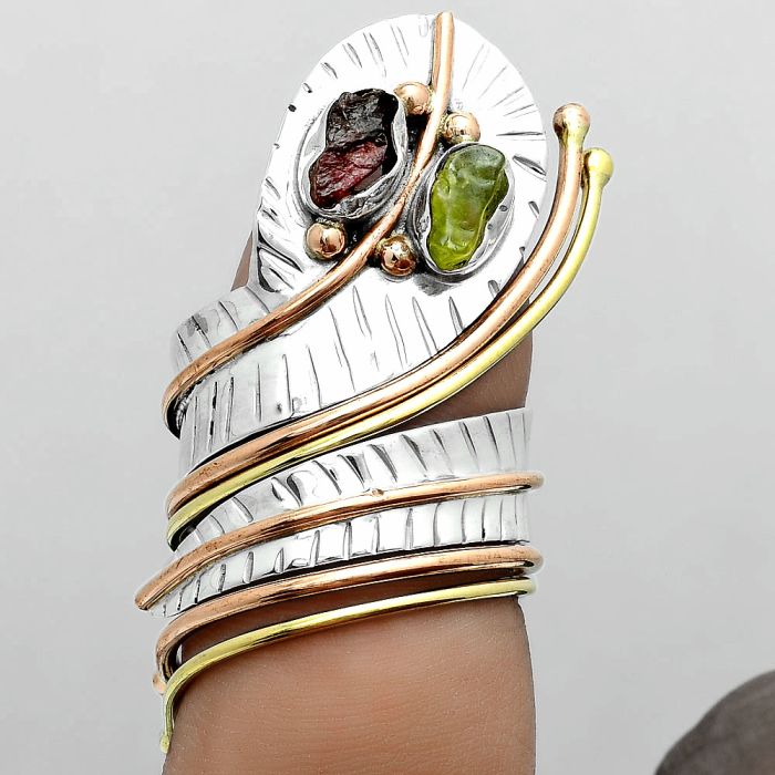 Two Tone Snake Pink Tourmaline Rough & Peridot Rough Ring size-8.5 SDR181944 R-1524, 5x7 mm