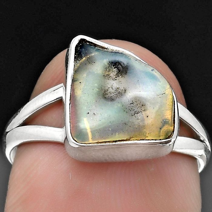 Natural Ethiopian Opal Rough Ring size-7 SDR183948 R-1002, 10x13 mm