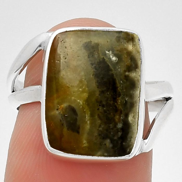 Natural Australian Prehnite Ring size-7.5 SDR190744 R-1389, 11x15 mm