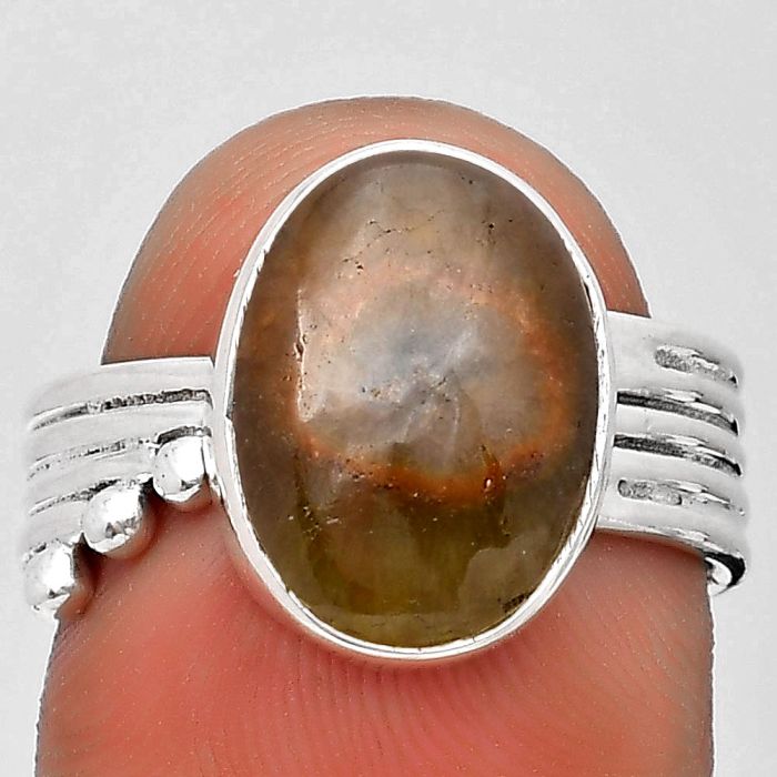 Natural Australian Prehnite Ring size-7.5 SDR194006 R-1492, 10x14 mm