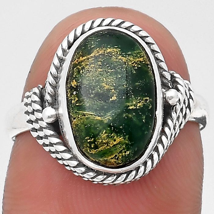 Natural Green Fuchsite Ring size-7 SDR196687 R-1257, 9x13 mm