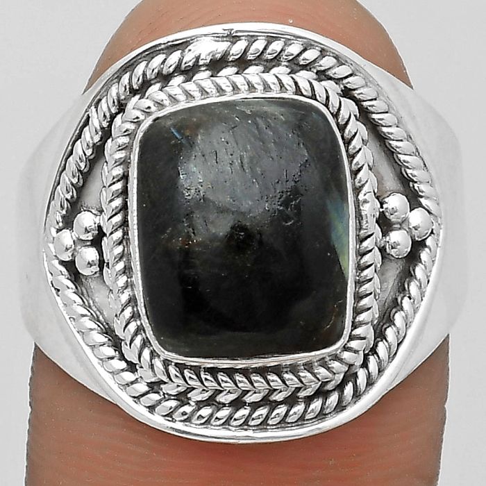 Natural Nuummite Ring size-9 SDR202540 R-1312, 9x11 mm