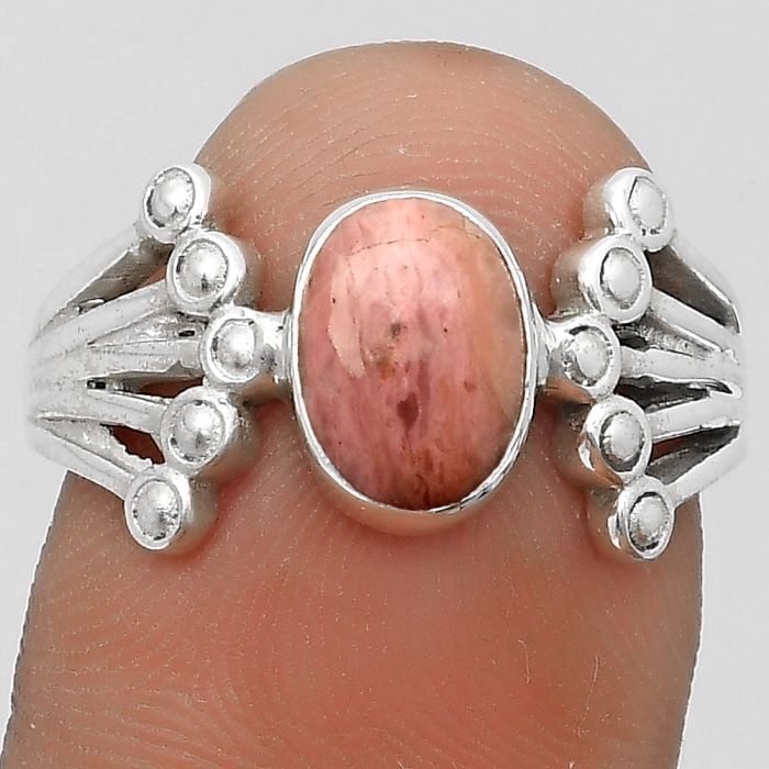 Natural Pink Tulip Quartz Ring size-6.5 SDR202668 R-1249, 6x8 mm