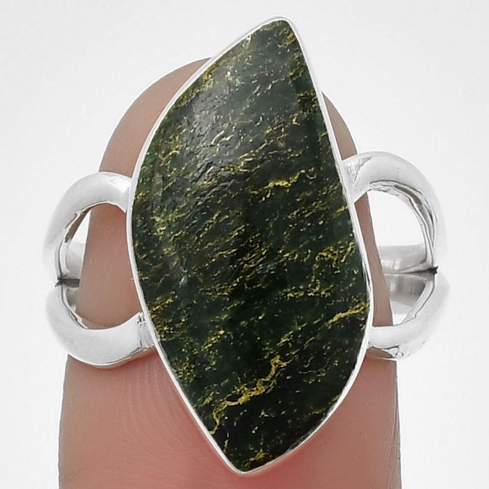 Natural Green Fuchsite Ring size-8 SDR204472 R-1002, 11x22 mm