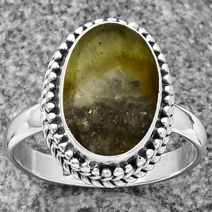 Australian Prehnite Ring size-9 SDR205976 R-1071, 9x14 mm