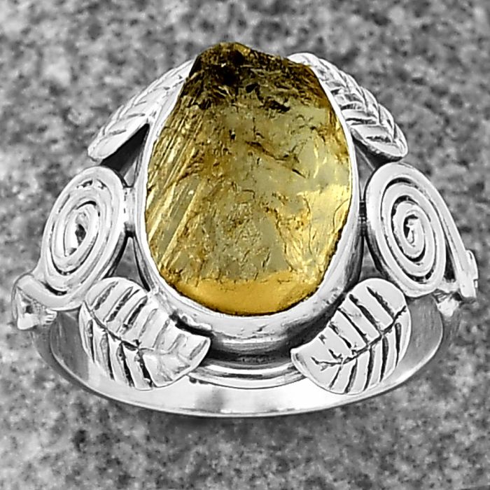 Southwest - Yellow Scapolite Rough Ring Size-7 SDR210861 R-1352, 9x12 mm