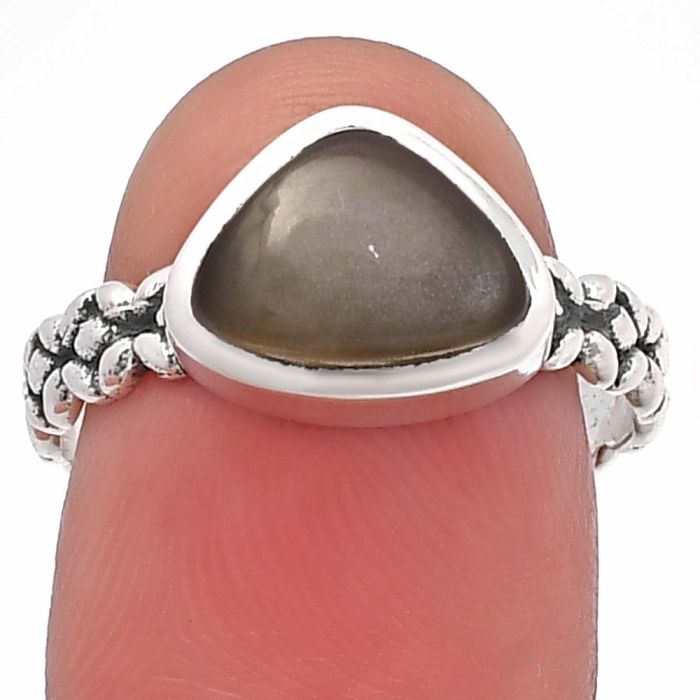 Gray Moonstone Ring size-8 SDR217584 R-1063, 7x10 mm