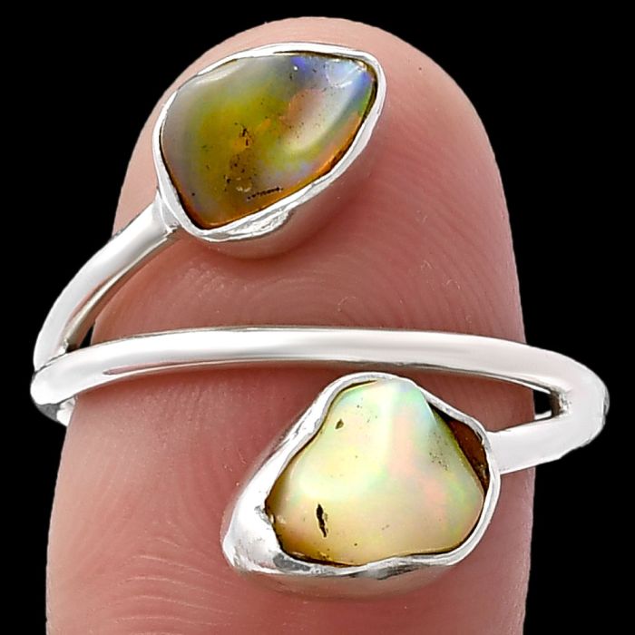 Ethiopian Opal Rough Ring size-8 SDR220817 R-1169, 7x9 mm